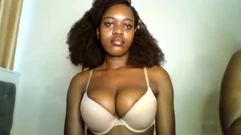 fancyfingers1  online show from 07-21-26, 04:48