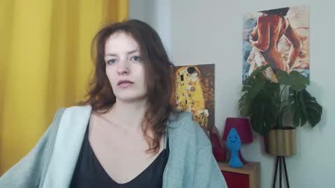 Nadine online show from 09-09-25, 04:45