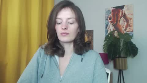 Nadine online show from 09-29-25, 04:39