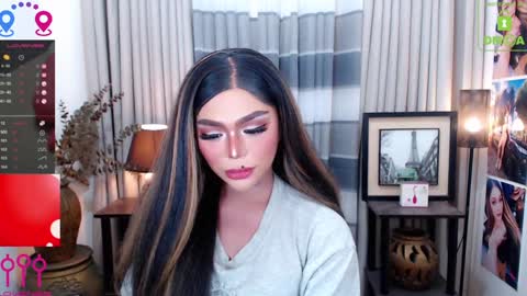 Snapshot of fantacyoflove chatting on 02-26-25, 01:32 YASI online show from 02-26-25, 01:32