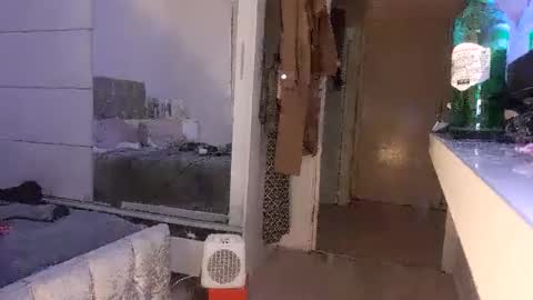 Snapshot of fantasticdeee chatting on 01-12-25, 04:42 fantasticdeee online show from 01-12-25, 04:42