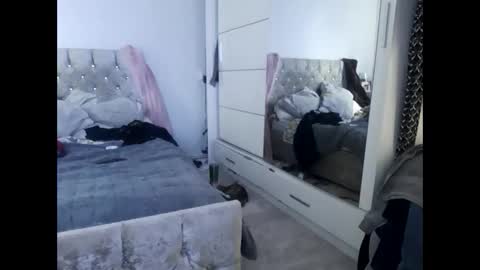 Snapshot of fantasticdeee chatting on 02-27-25, 09:11 fantasticdeee online show from 02-27-25, 09:11