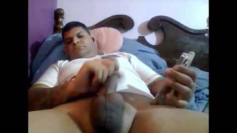 Snapshot of fantasylovers777 chatting on 01-21-25, 03:32 LatinLover 777 online show from 01-21-25, 03:32