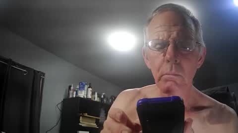 fantasyresort online show from 04-22-26, 02:58