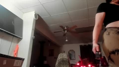 Scarlett online show from 04-03-26, 08:34