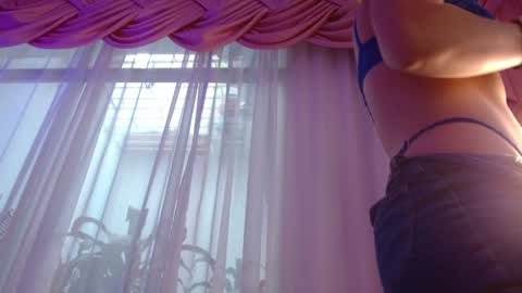 Farah online show from 01-16-25, 03:13