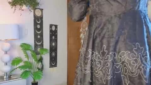 Farah online show from 12-04-25, 12:03