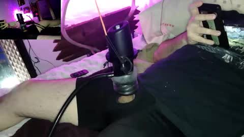 farty_sluts online show from 03-08-25, 08:22