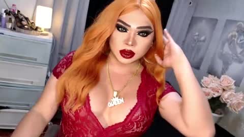 Snapshot of fascinating_ts_vana chatting on 08-02-26, 04:05 vana online show from 08-02-26, 04:05