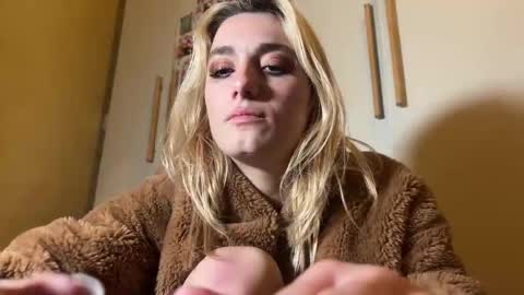 Gattino online show from 11-09-25, 02:43