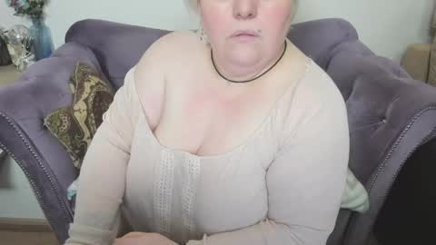 Snapshot of fashiona chatting on 05-02-26, 10:48 fashiona online show from 05-02-26, 10:48