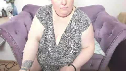 Snapshot of fashiona chatting on 05-26-26, 12:12 fashiona online show from 05-26-26, 12:12