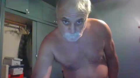 Snapshot of fastz06 chatting on 12-17-25, 03:40 fastz06 online show from 12-17-25, 03:40