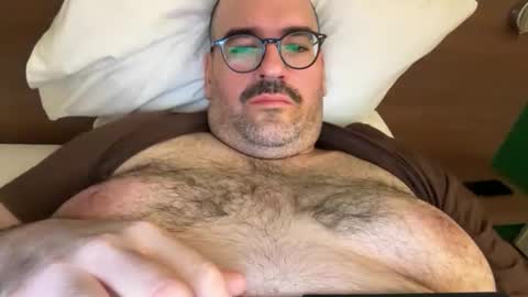 Mammouth online show from 11-26-25, 10:22