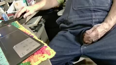 Snapshot of fatfreddythecat chatting on 01-03-25, 03:38 Fred. online show from 01-03-25, 03:38