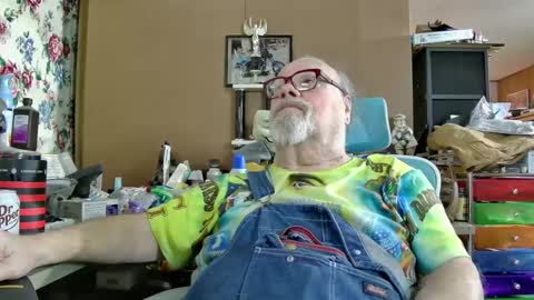 Snapshot of fatfreddythecat chatting on 01-12-25, 11:58 Fred. online show from 01-12-25, 11:58