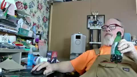 Snapshot of fatfreddythecat chatting on 02-02-25, 09:23 Fred. online show from 02-02-25, 09:23