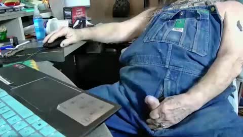 Snapshot of fatfreddythecat chatting on 02-03-25, 07:00 Fred. online show from 02-03-25, 07:00