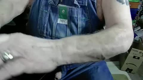 Snapshot of fatfreddythecat chatting on 02-06-25, 03:27 Fred. online show from 02-06-25, 03:27