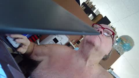 Snapshot of fatfreddythecat chatting on 09-19-25, 06:41 Fred. online show from 09-19-25, 06:41