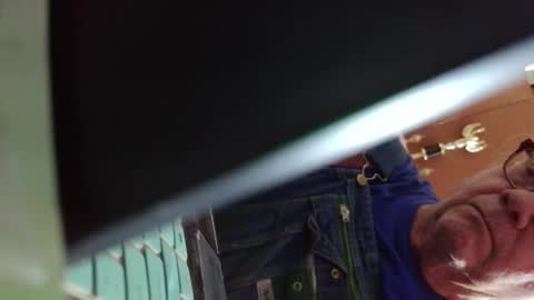 Snapshot of fatfreddythecat chatting on 10-09-25, 06:39 Fred. online show from 10-09-25, 06:39