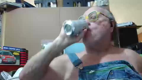 Snapshot of fatfreddythecat chatting on 10-16-25, 07:59 Fred. online show from 10-16-25, 07:59