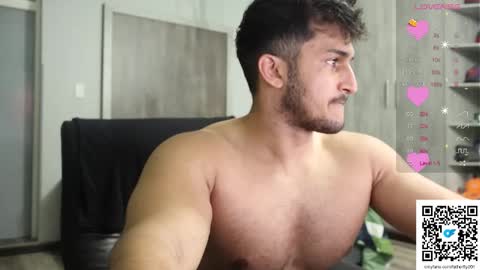 fatherfly001 online show from 10-08-25, 10:29