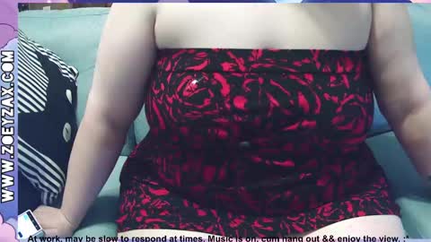 Snapshot of fatrisk chatting on 09-13-25, 02:55 Zoey online show from 09-13-25, 02:55