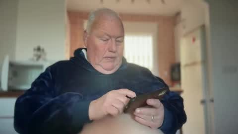 fatslutcutey online show from 12-24-24, 08:55