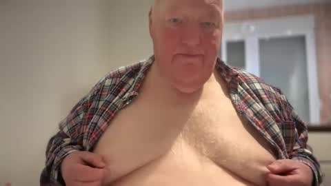 fatslutcutey online show from 12-25-24, 12:05