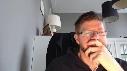 Snapshot of fattenmenow chatting on 01-07-26, 02:41 fattenmenow online show from 01-07-26, 02:41