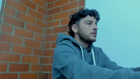 Snapshot of favid95 chatting on 12-04-24, 01:25 favid95 online show from 12-04-24, 01:25