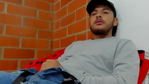 Snapshot of favid95 chatting on 12-06-24, 08:29 favid95 online show from 12-06-24, 08:29