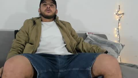 Snapshot of favid95 chatting on 01-13-25, 08:58 favid95 online show from 01-13-25, 08:58