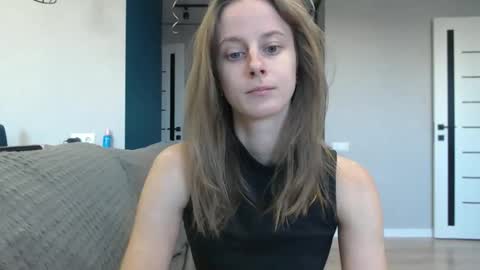 Snapshot of favoriteyour chatting on 10-25-25, 12:13 favoriteyour online show from 10-25-25, 12:13