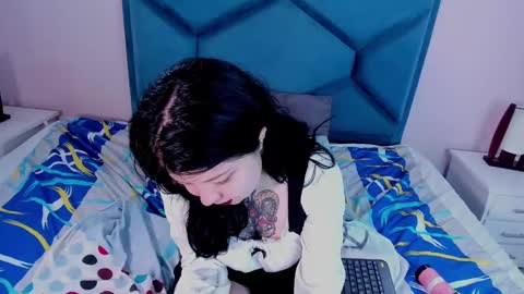 Fayevalentiine online show from 12-26-24, 06:33