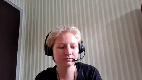 Snapshot of faymicale chatting on 06-15-26, 01:46 Jenny online show from 06-15-26, 01:46