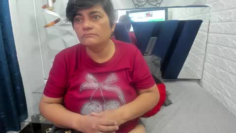 Snapshot of fayruz_milf chatting on 03-16-26, 01:26 fayruz_milf online show from 03-16-26, 01:26