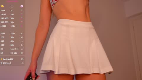 Snapshot of fazeyj chatting on 12-26-24, 07:13 FazeyJ online show from 12-26-24, 07:13