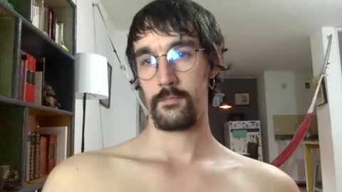 Snapshot of fazzbinderx chatting on 11-21-25, 04:00 fazzbinder online show from 11-21-25, 04:00