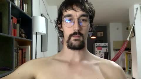 Snapshot of fazzbinderx chatting on 12-01-25, 03:55 fazzbinder online show from 12-01-25, 03:55