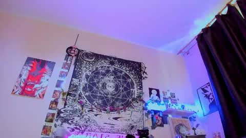Snapshot of fearlessdiva_x chatting on 05-31-26, 02:09 Diva online show from 05-31-26, 02:09