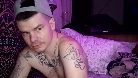 Snapshot of feathersngb32 chatting on 10-24-25, 11:50 feathersngb32 online show from 10-24-25, 11:50