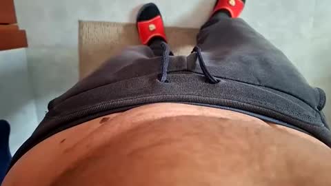 Snapshot of fede2985 chatting on 12-14-25, 09:14 Fede online show from 12-14-25, 09:14