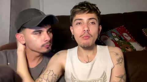 Snapshot of fede69x chatting on 12-25-24, 04:01 federik online show from 12-25-24, 04:01