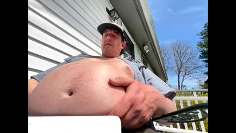 Snapshot of feedmyhugebelly chatting on 04-23-26, 04:53 feedmyhugebelly online show from 04-23-26, 04:53