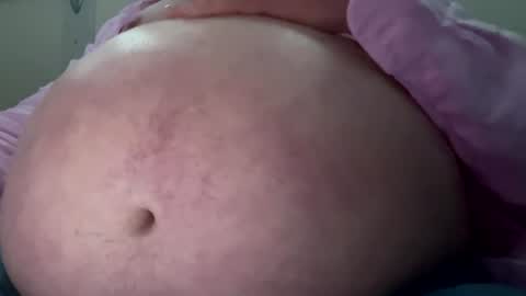 Snapshot of feedmyhugebelly chatting on 07-12-26, 09:17 feedmyhugebelly online show from 07-12-26, 09:17