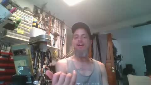 Snapshot of feelfemdom chatting on 09-19-25, 09:43 feelfemdom online show from 09-19-25, 09:43