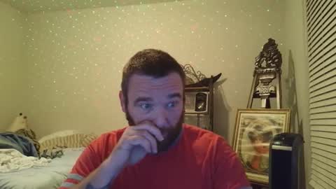 Snapshot of feelgoodnu chatting on 12-04-25, 12:09 PullouProblems online show from 12-04-25, 12:09