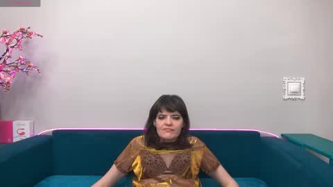Snapshot of feelsgoodwoman chatting on 05-07-26, 09:31 Laura online show from 05-07-26, 09:31